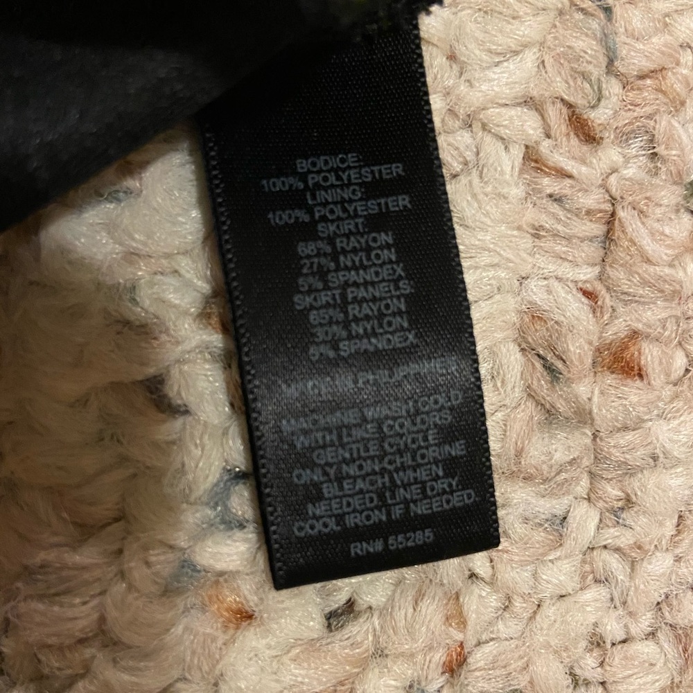 Express Dress - Picture 6 of 6